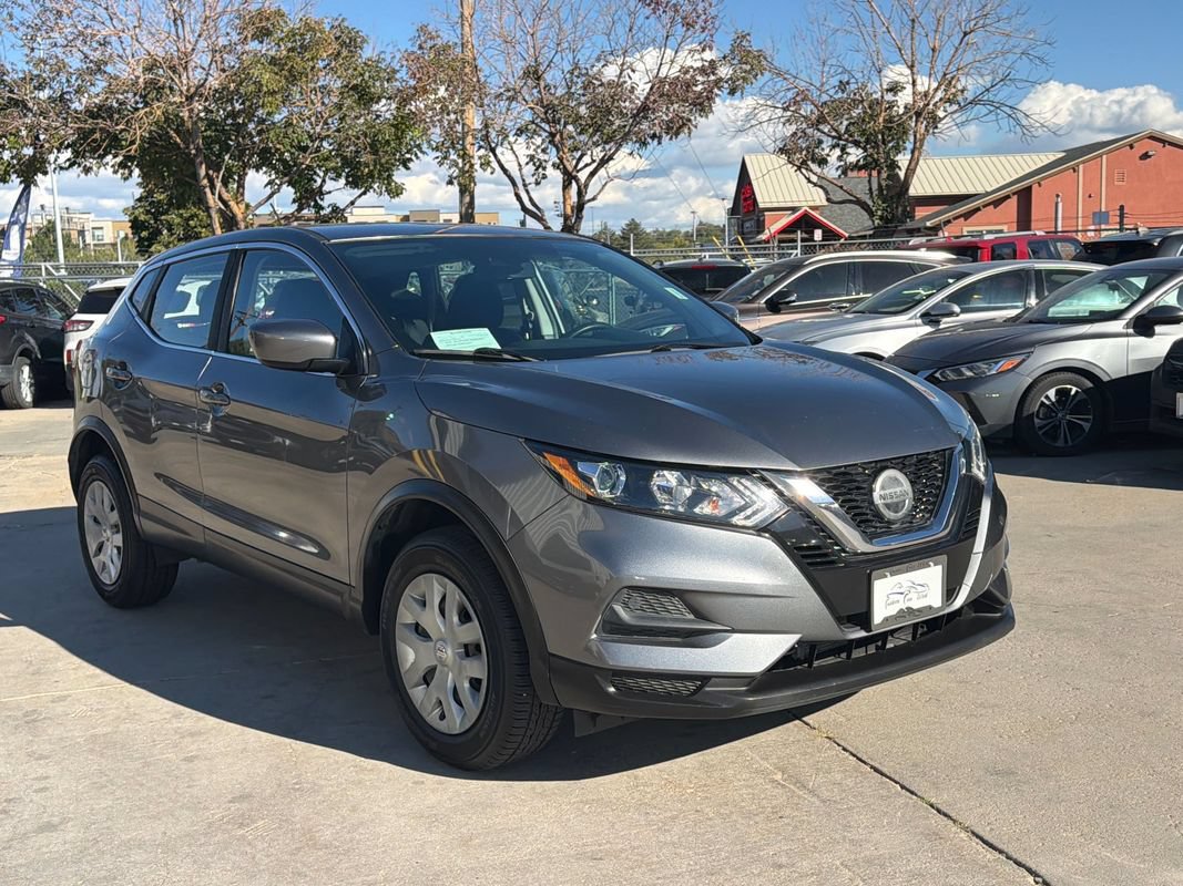 Used 2020 Nissan Rogue Sport S FWD image 3