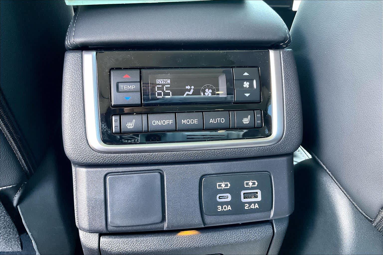 New 2026 Subaru Ascent Limited AWD/4WD image 18