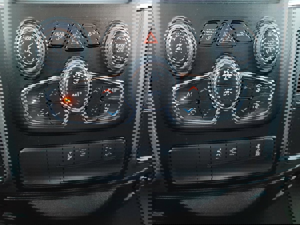 Used 2022 RAM 1500 Classic Warlock w/ Electronics Group image 18