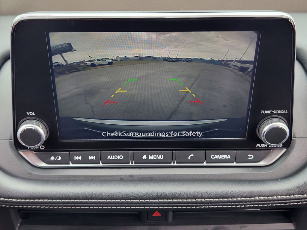 Used 2023 Nissan Rogue SV w/ SV Premium B Package image 17