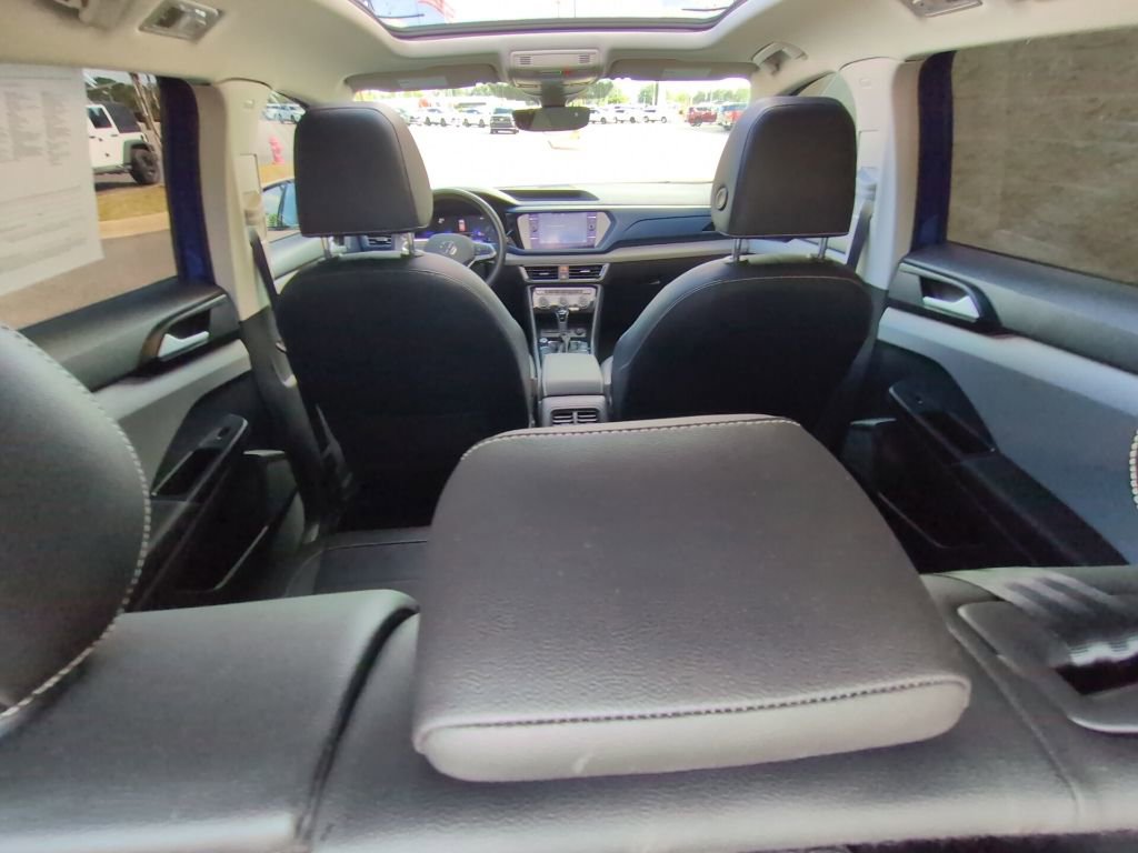 Used 2023 Volkswagen Taos SE image 32