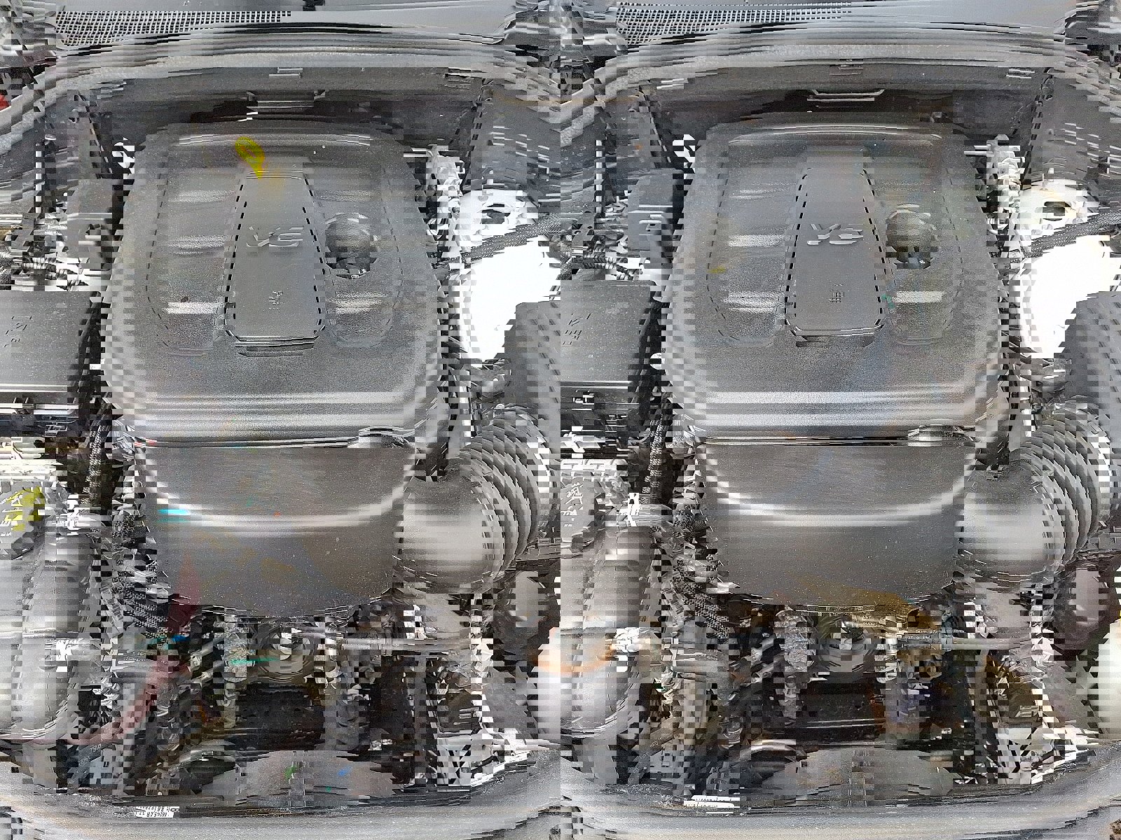 Used 2021 Jeep Grand Cherokee Laredo image 25