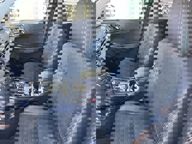 Used 2022 Mitsubishi Outlander SE AWD/4WD image 3