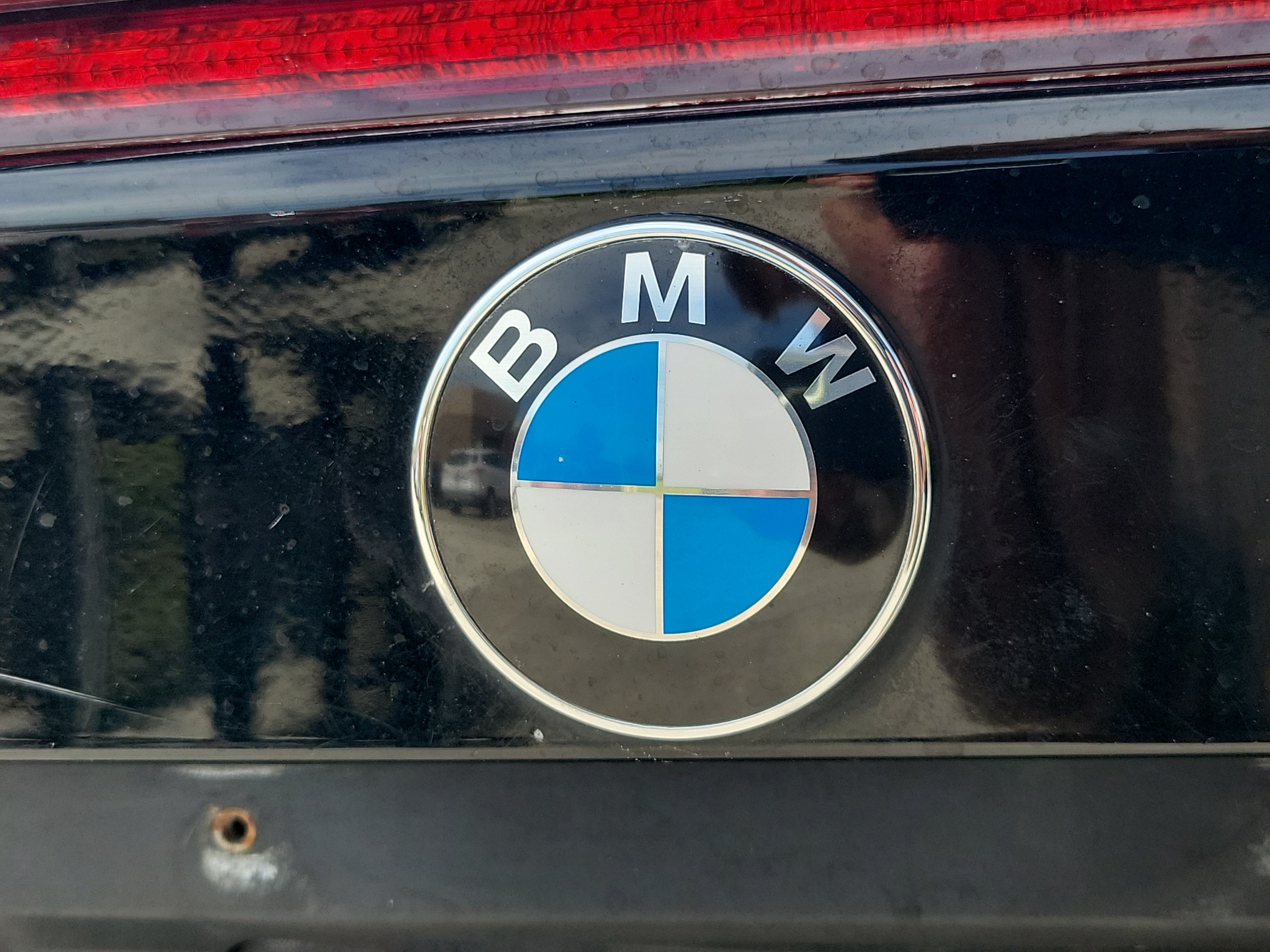 Used 2011 BMW M3 Convertible RWD image 9