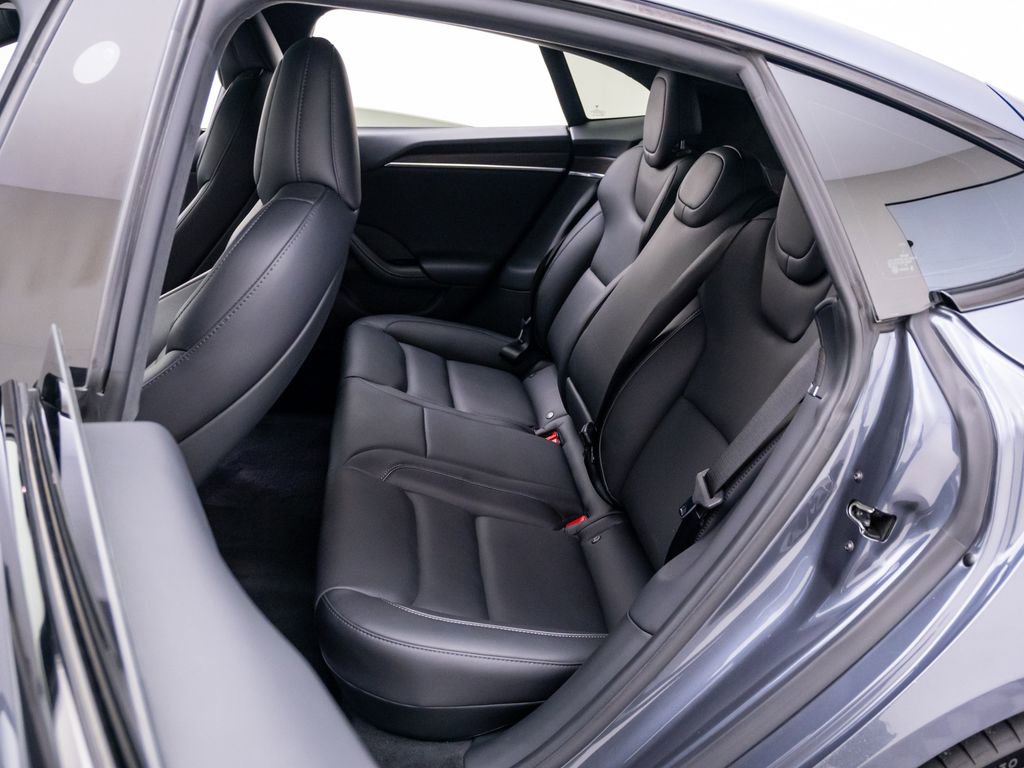 Used 2021 Tesla Model S Plaid image 17