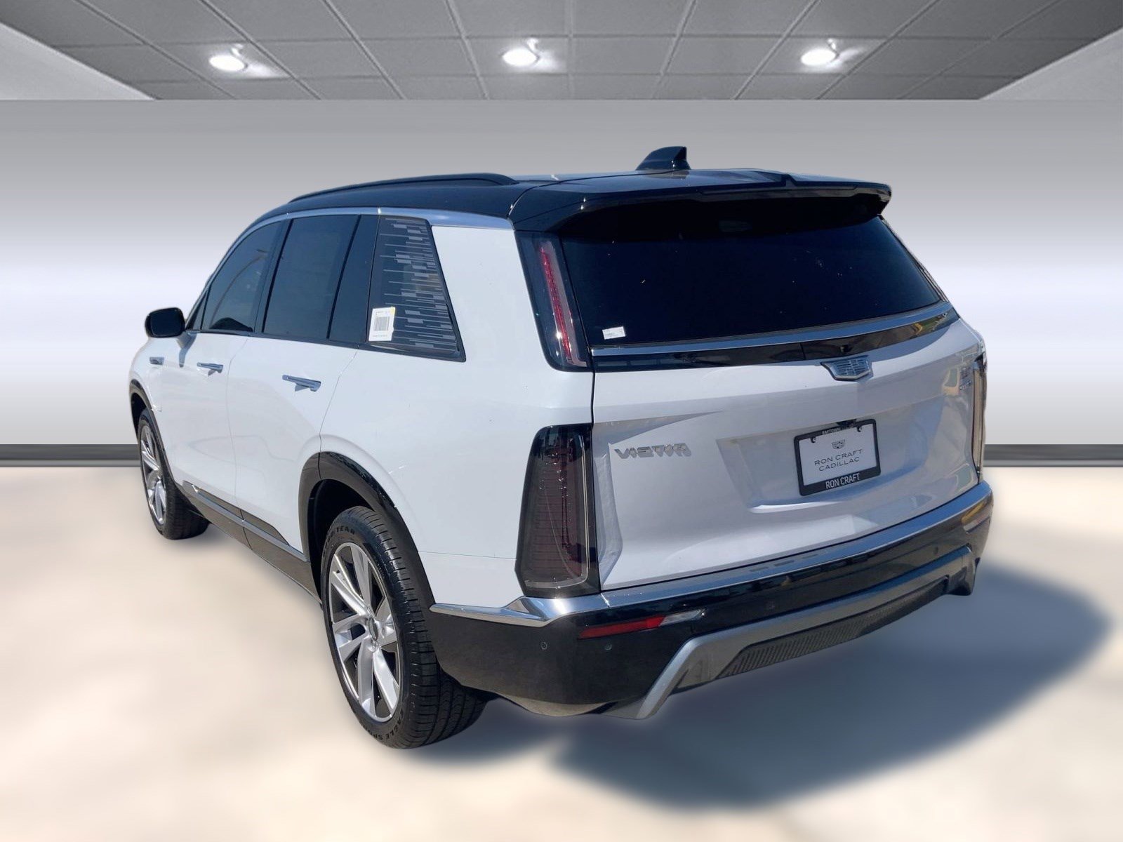New 2026 Cadillac Vistiq Luxury image 3