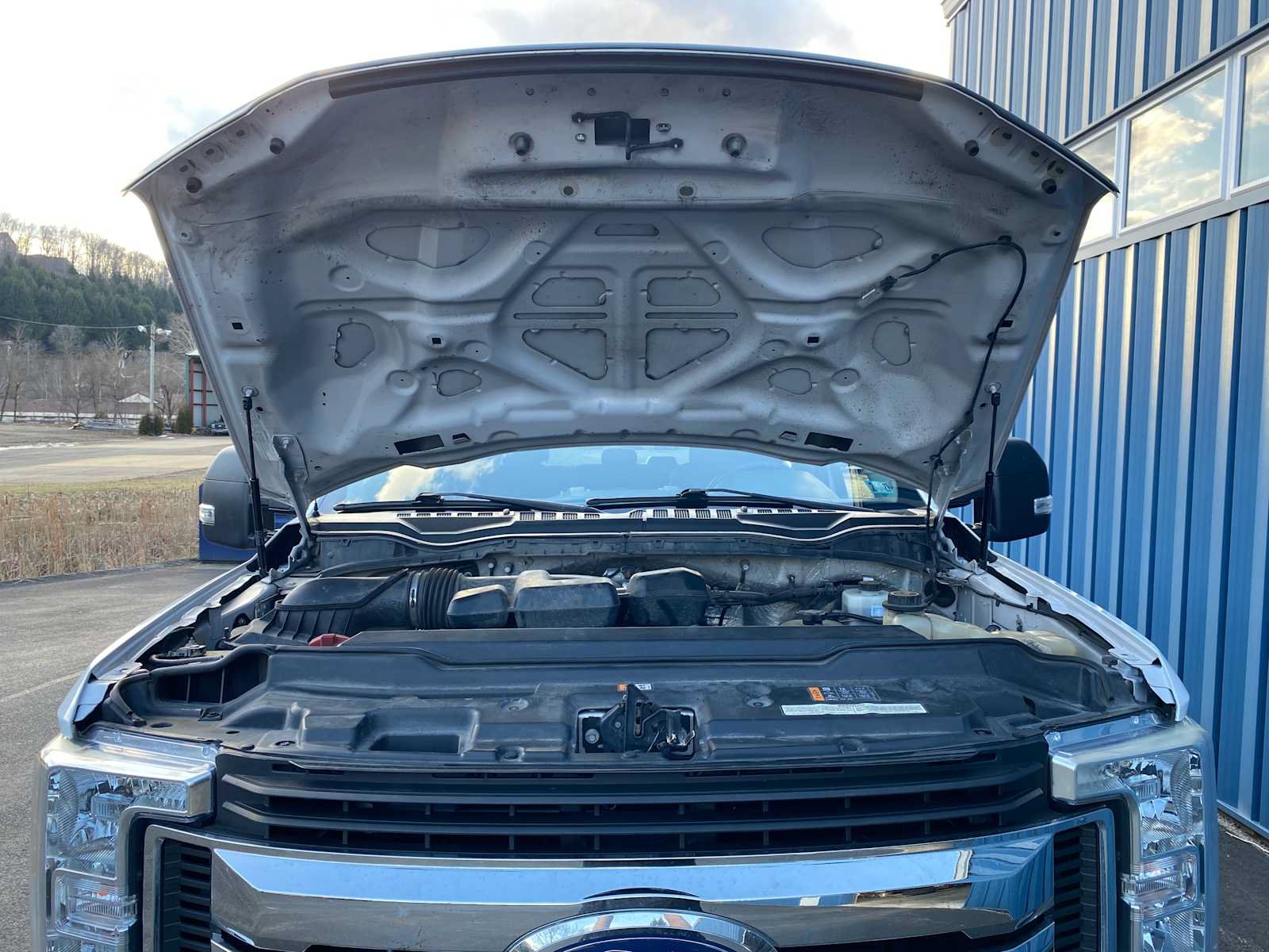 Used 2019 Ford F250 XLT AWD/4WD image 6