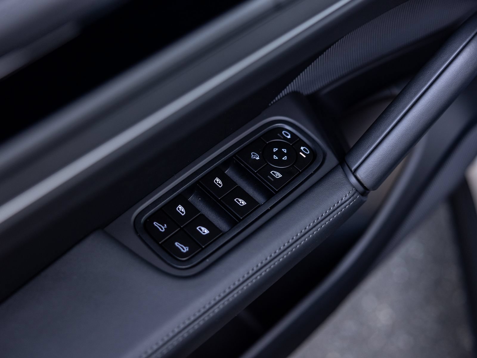 New 2026 Porsche Cayenne S AWD/4WD image 45