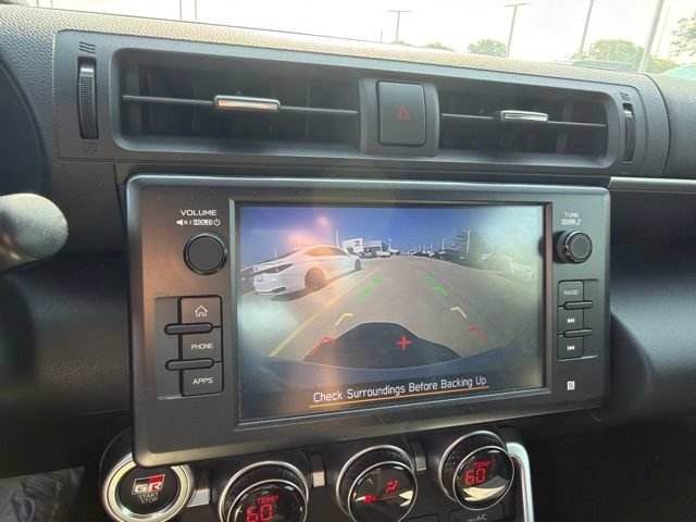 Used 2025 Toyota GR86 Premium w/ ALL Weather Mat Package (TMS) RWD image 9