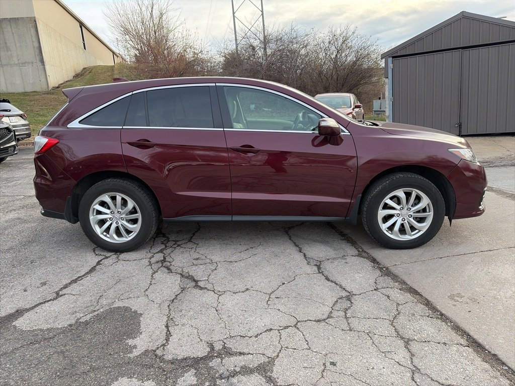 Used 2017 Acura RDX AWD w/ Technology Package image 4