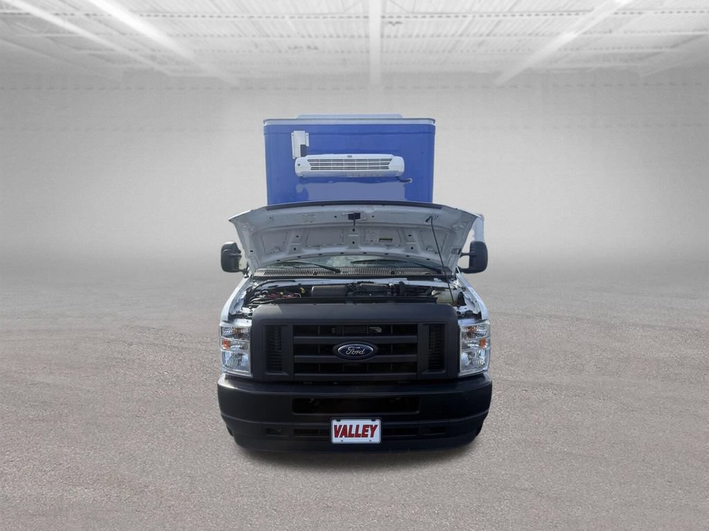 Used 2024 Ford E-350 and Econoline 350 Super Duty w/ Power Windows & Locks Group RWD image 50