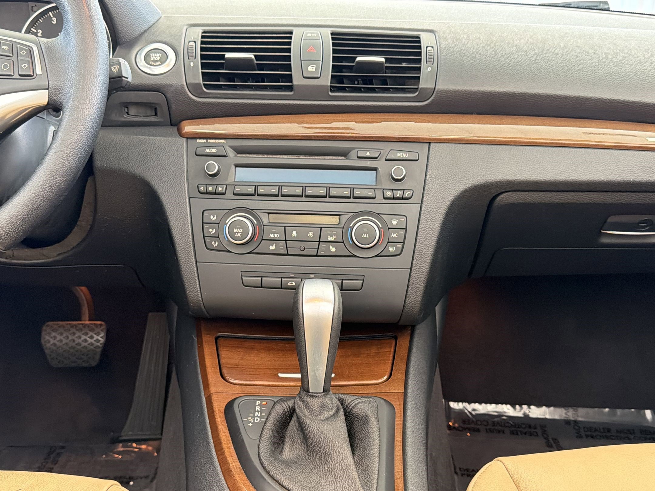 Used 2013 BMW 128i Convertible RWD image 22