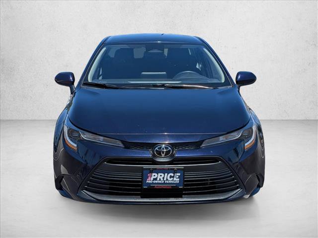 Used 2023 Toyota Corolla LE FWD image 2