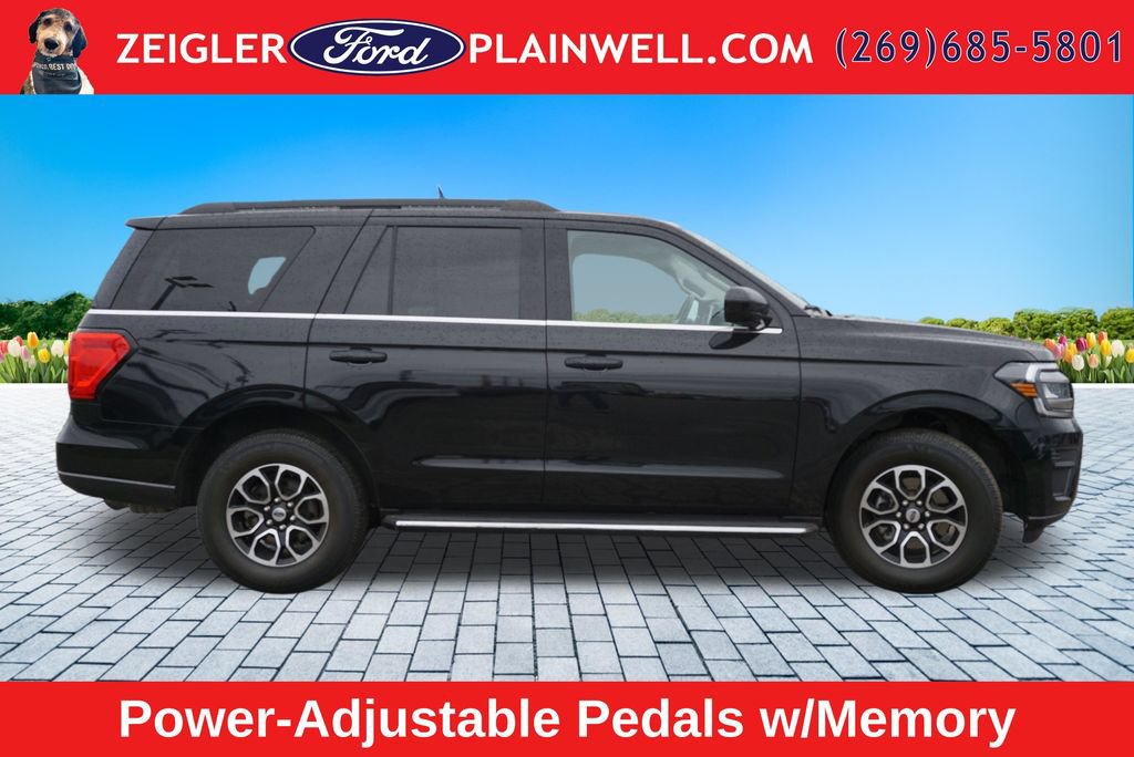 Used 2022 Ford Expedition XLT AWD/4WD image 6