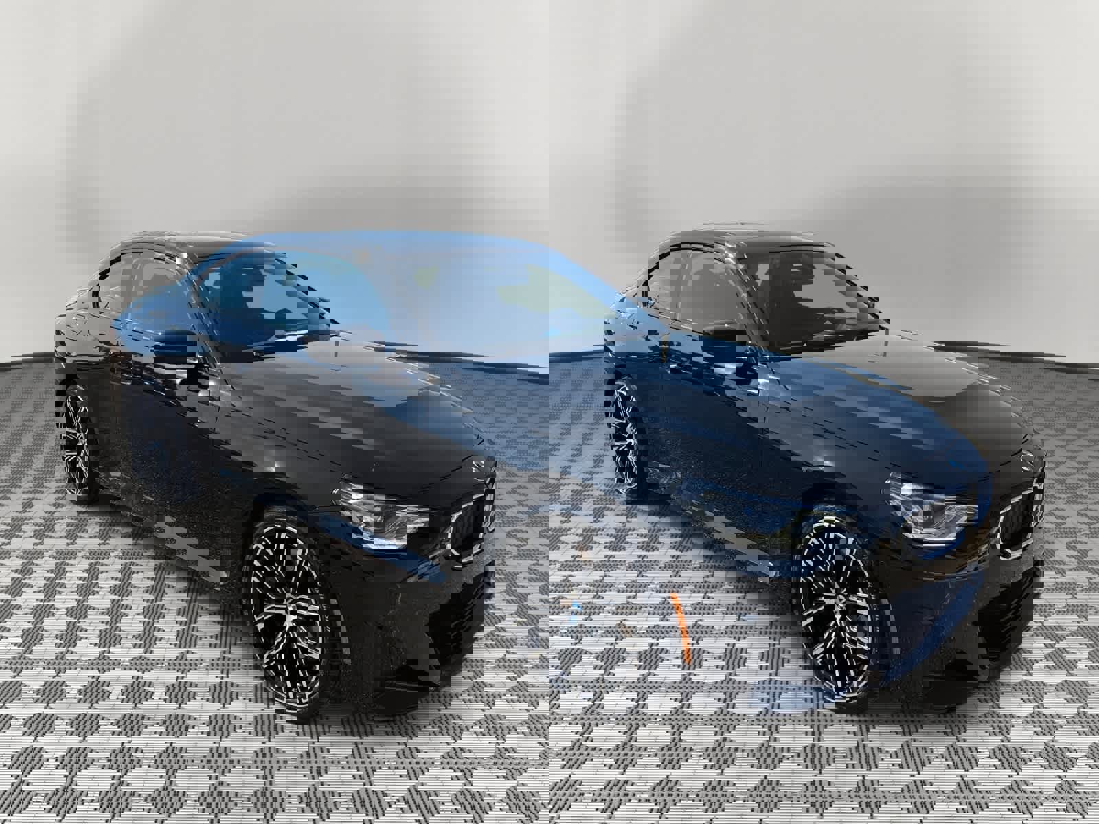 Used 2023 BMW 230i Coupe w/ Premium Package image 3