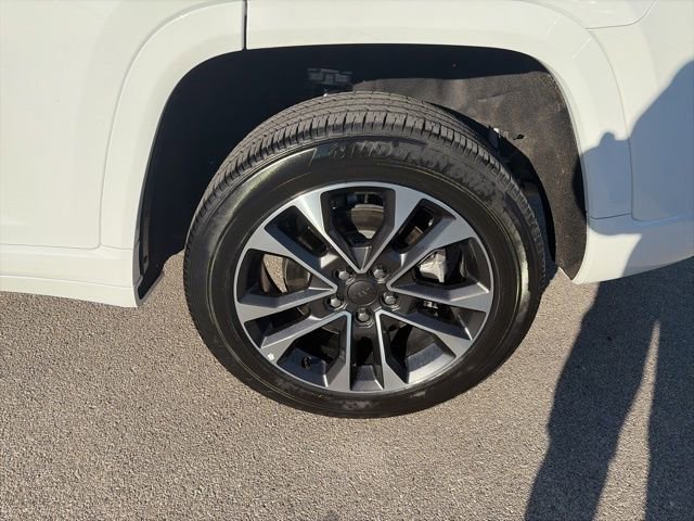 Used 2022 Jeep Grand Cherokee Overland image 44