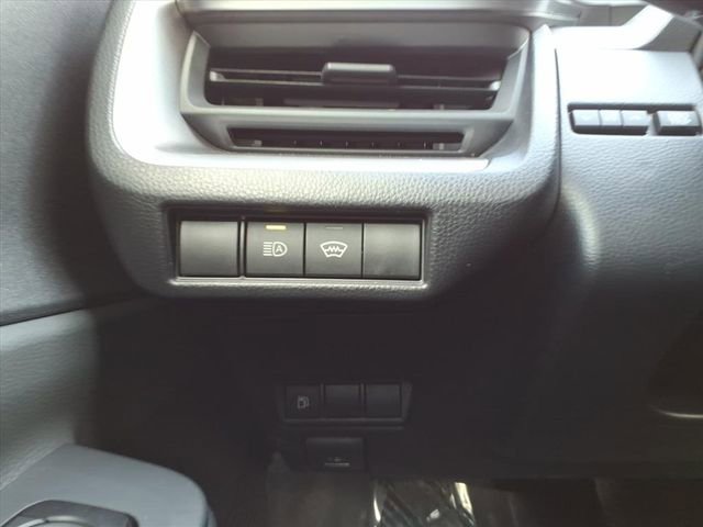 Used 2024 Toyota Prius LE image 14