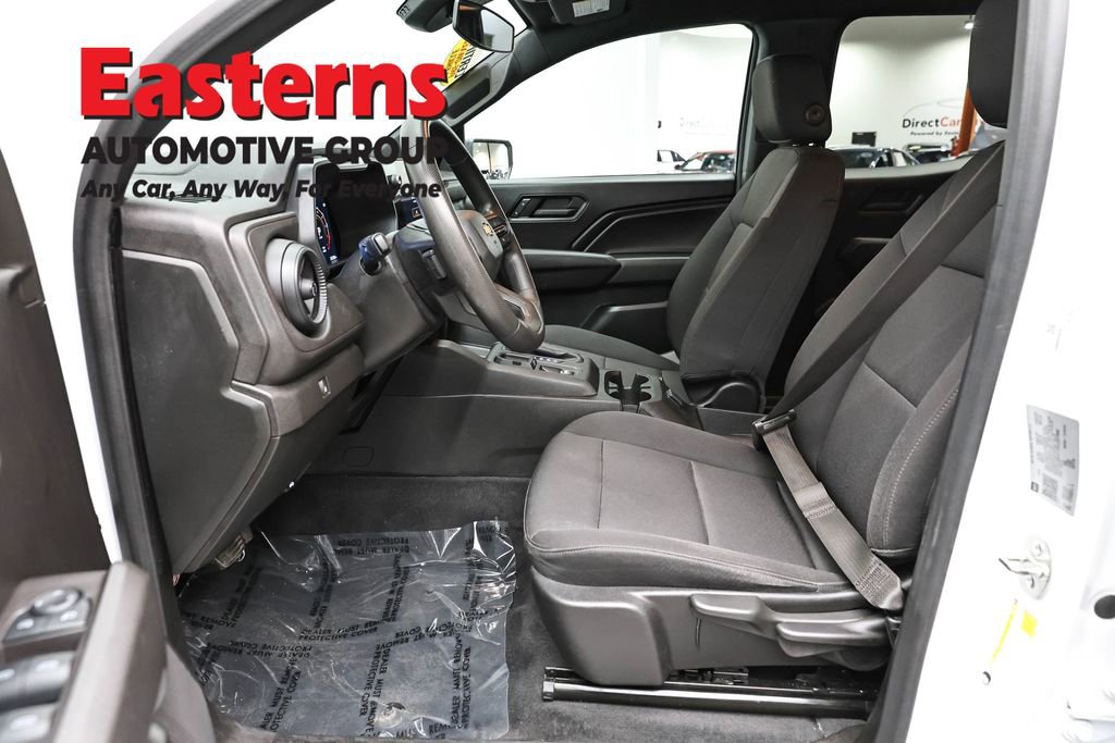 Used 2024 Chevrolet Colorado W/T image 14