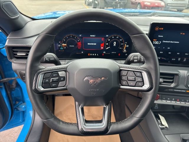 Used 2024 Ford Mustang Coupe image 12