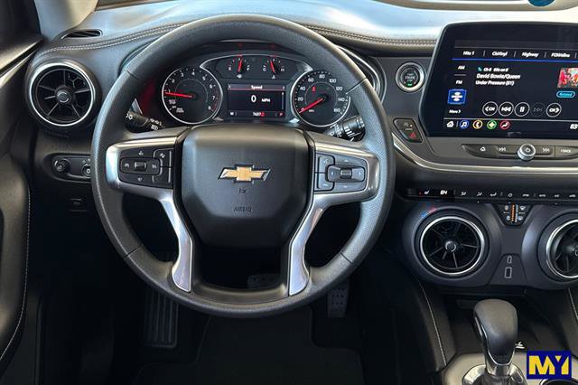 Certified 2025 Chevrolet Blazer LT w/ Convenience Package image 17
