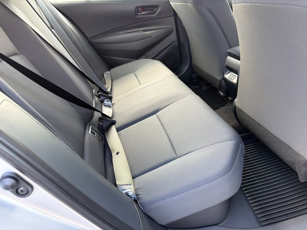 Used 2026 Toyota Corolla LE FWD image 18