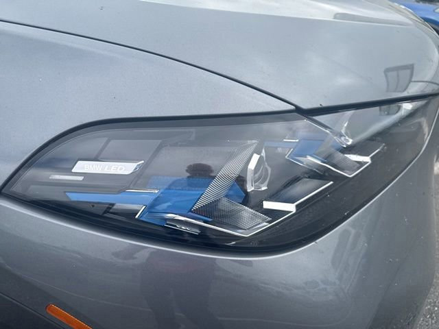 Used 2026 BMW X5 xDrive40i w/ Climate Comfort Package image 8