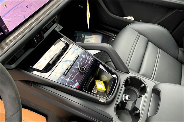 New 2026 Porsche Cayenne GTS image 36