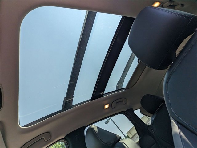 New 2025 INFINITI QX50 Luxe image 13