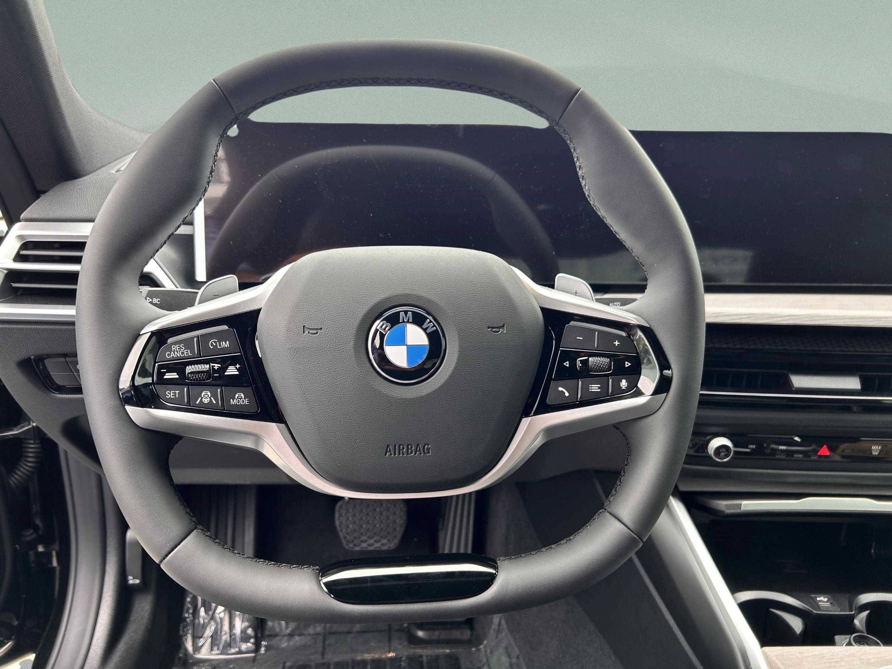 Used 2026 BMW 430i Coupe w/ Premium Package image 9