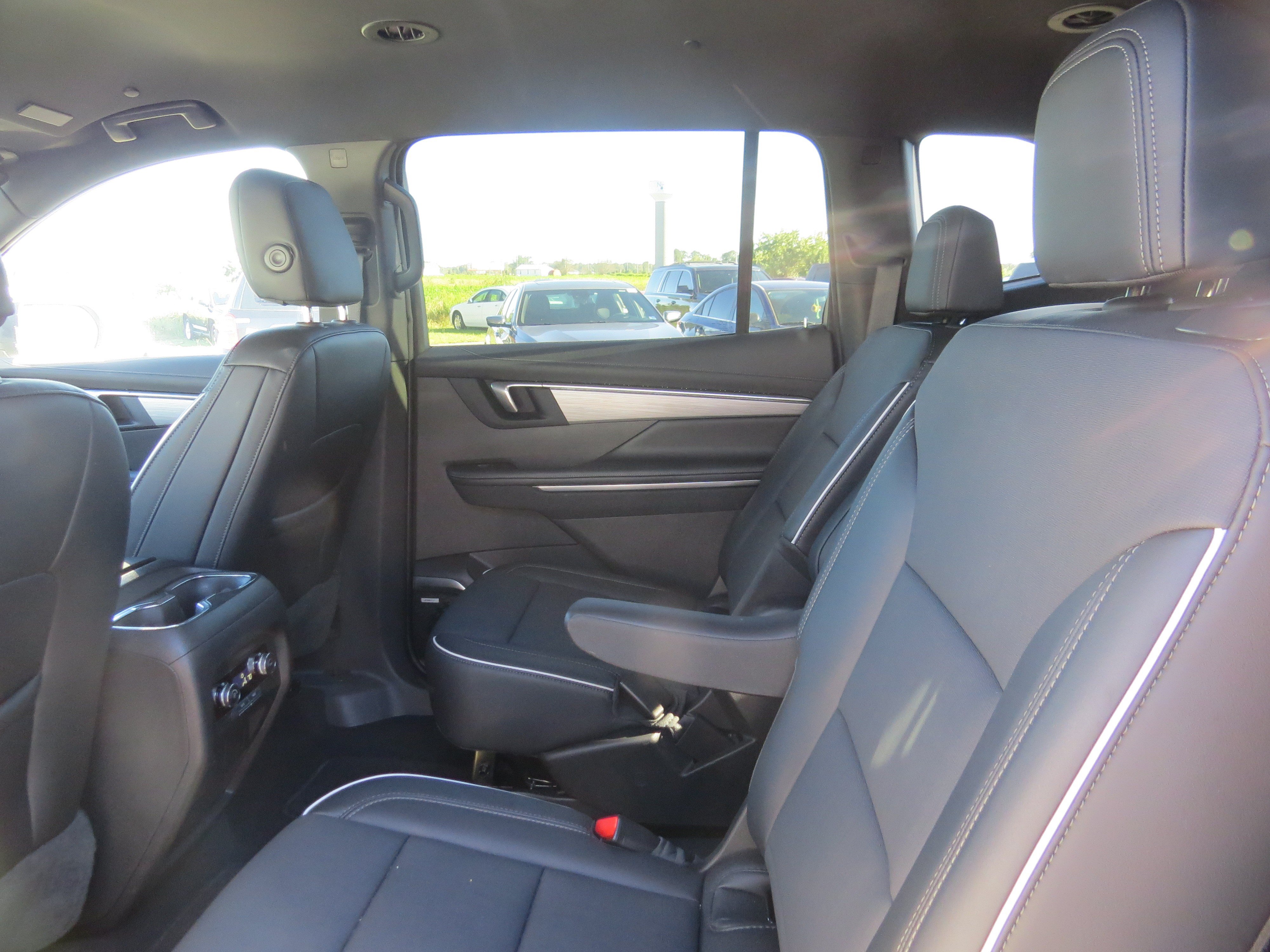 Used 2026 Buick Enclave Preferred FWD image 11