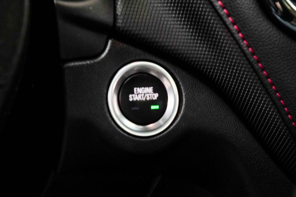 Used 2022 Chevrolet Equinox RS FWD image 38