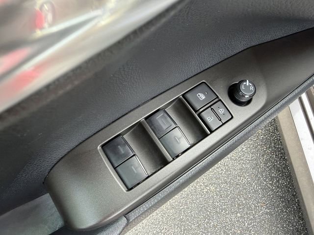 Used 2024 Toyota Camry LE image 10