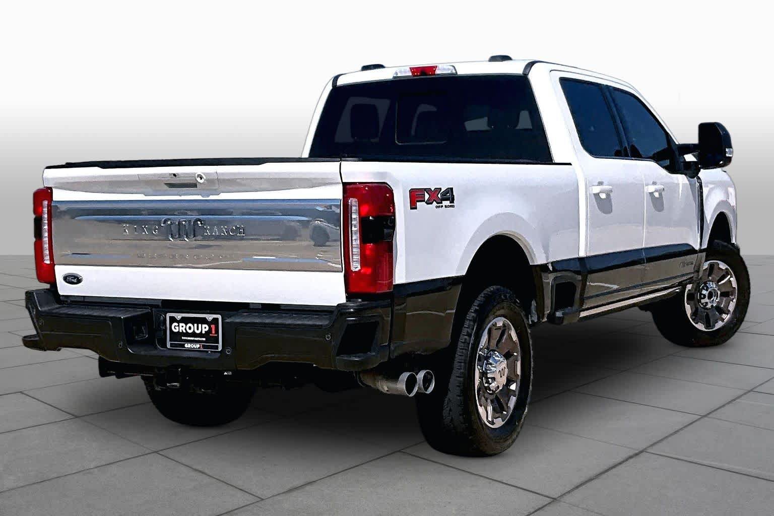 Used 2025 Ford F250 King Ranch w/ FX4 Off-Road Package AWD/4WD image 13