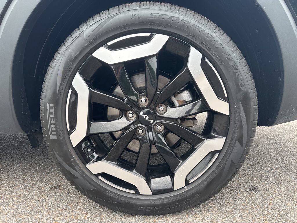 Used 2025 Kia Telluride S AWD/4WD image 3