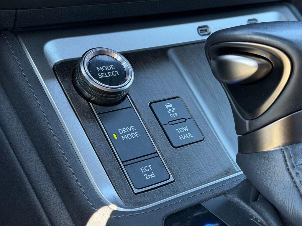 Used 2024 Lexus GX 550 w/ Cold Area Package AWD/4WD image 19