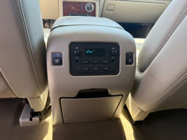 Used 2005 Cadillac Escalade ESV AWD image 14