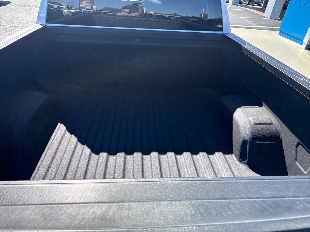 Used 2021 Chevrolet Silverado 1500 RST AWD/4WD image 32