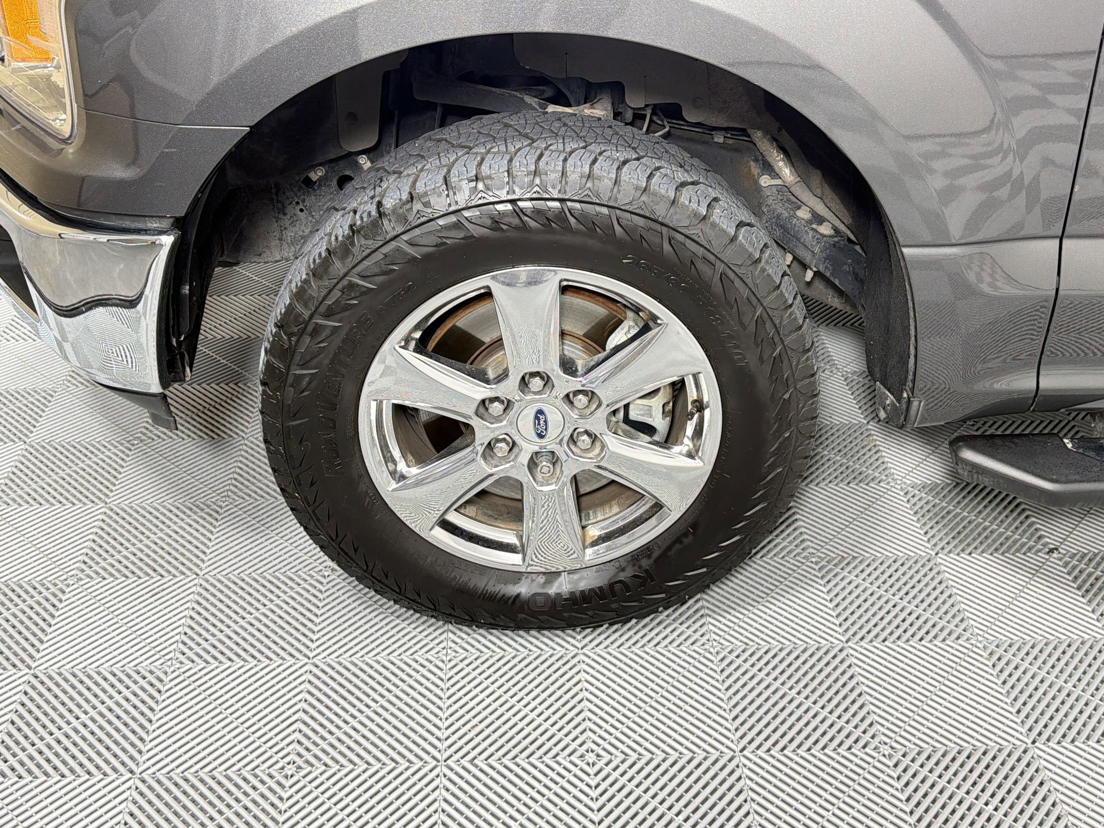 Used 2018 Ford F150 XLT w/ Equipment Group 301A Mid RWD image 12