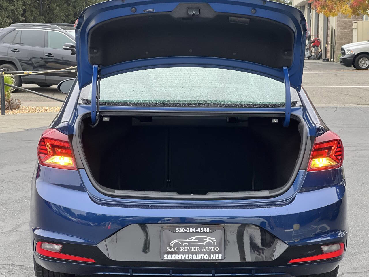 Used 2020 Hyundai Elantra Value Edition image 5