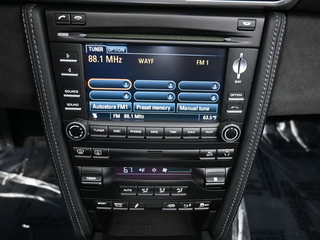 Used 2012 Porsche 911 Carrera 4 GTS image 11