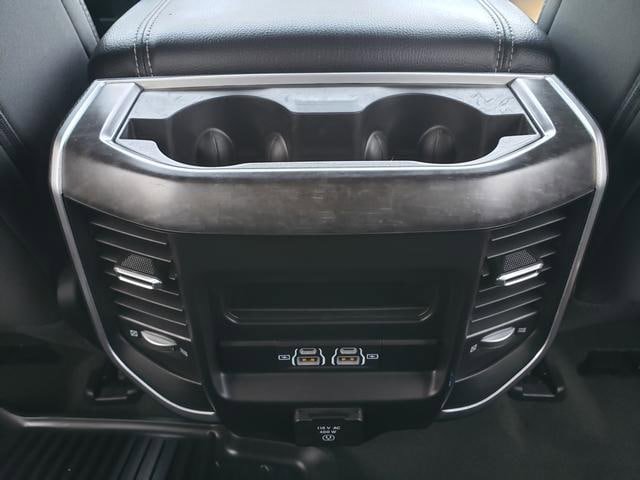 Used 2022 RAM 1500 Big Horn AWD/4WD image 16