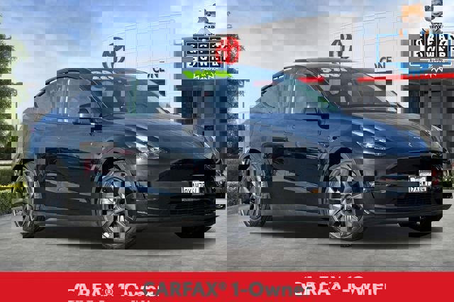 Used 2025 Tesla Model Y Long Range image 2