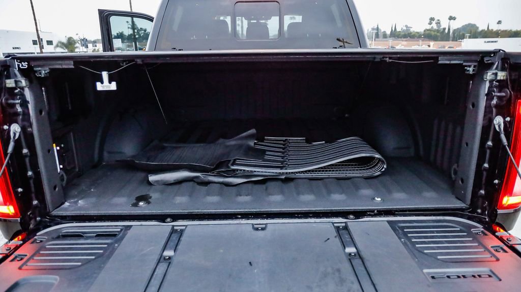 Used 2023 Ford F150 Raptor image 31