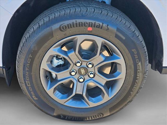 New 2026 Ford Maverick XLT image 10
