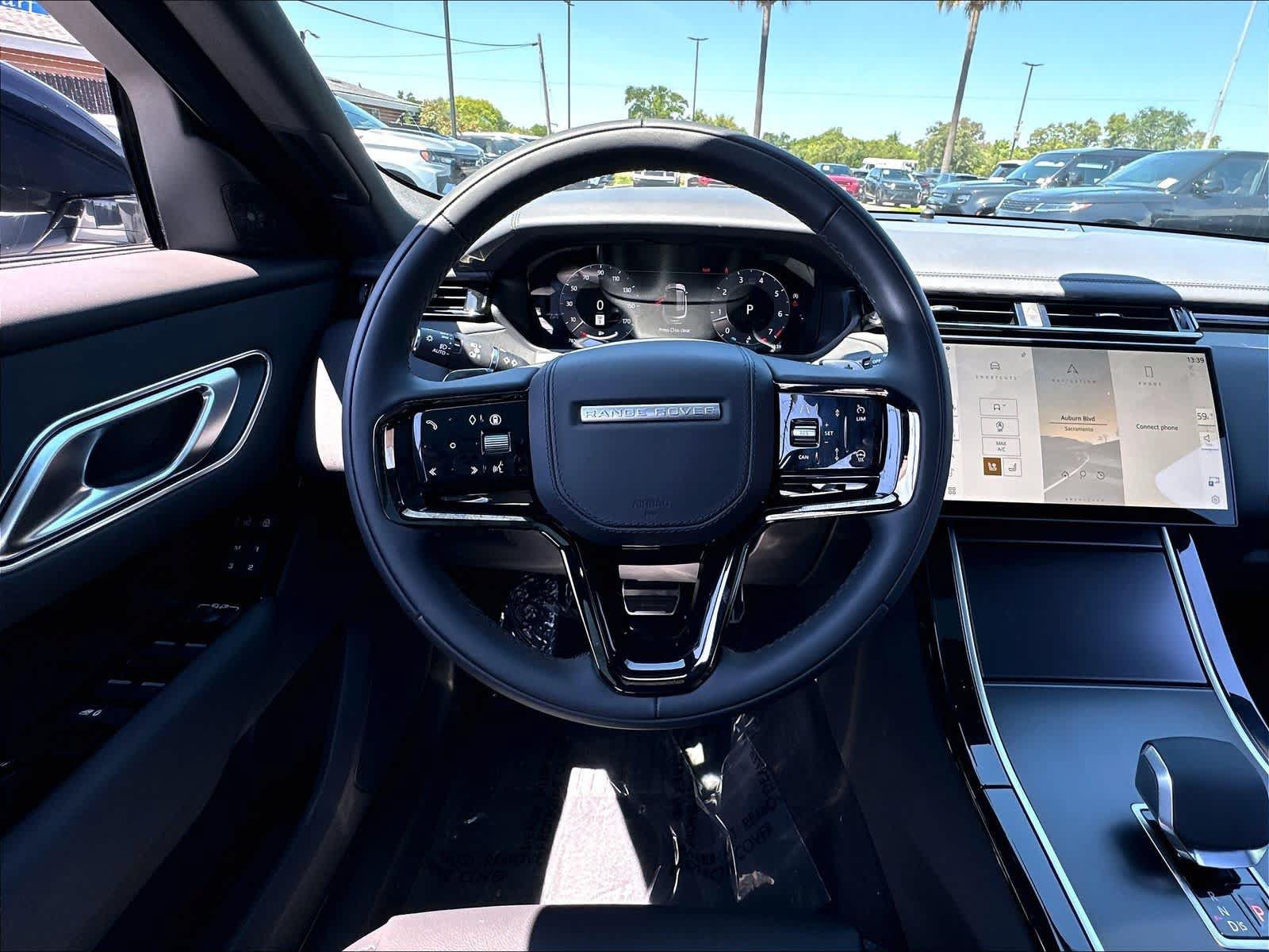 New 2026 Land Rover Range Rover Velar Dynamic SE AWD/4WD image 15