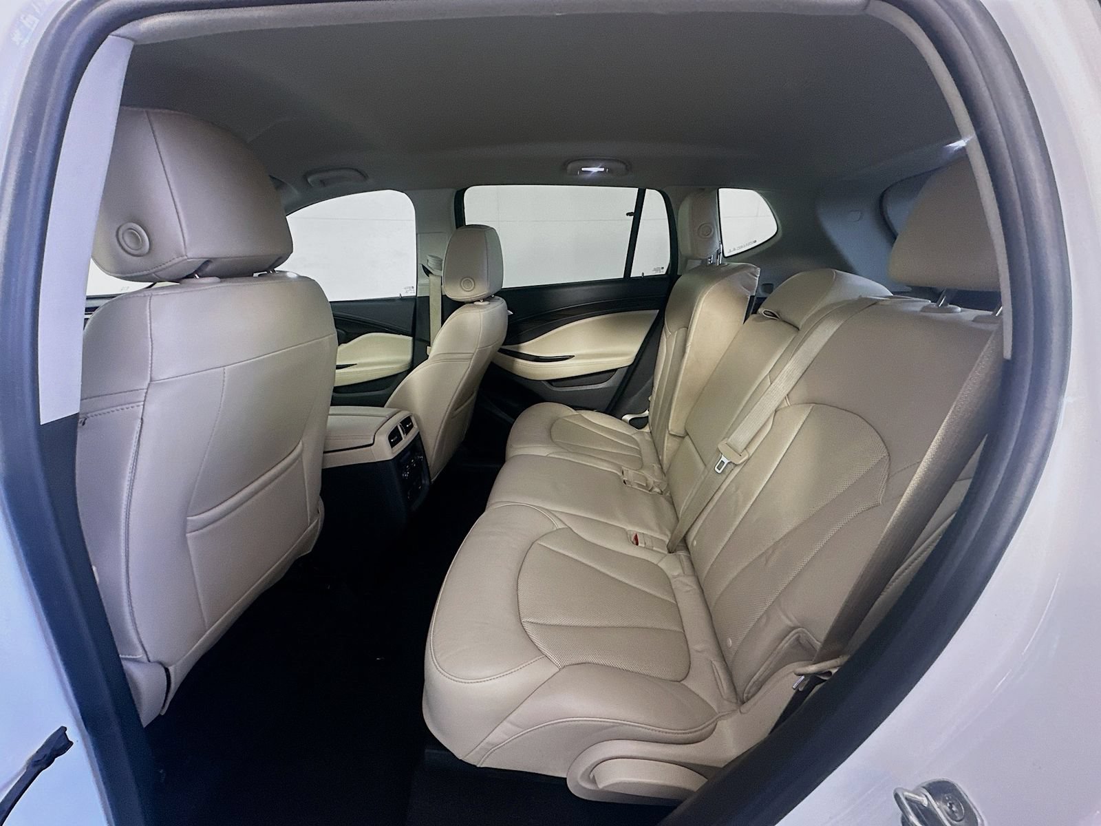 Used 2020 Buick Envision Essence FWD image 24