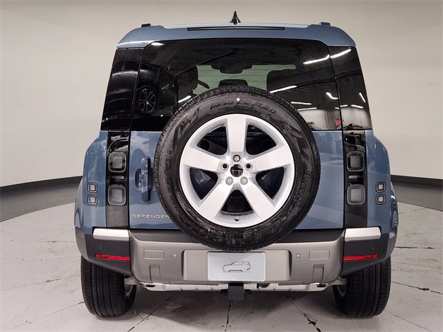 Used 2026 Land Rover Defender 110 S image 10