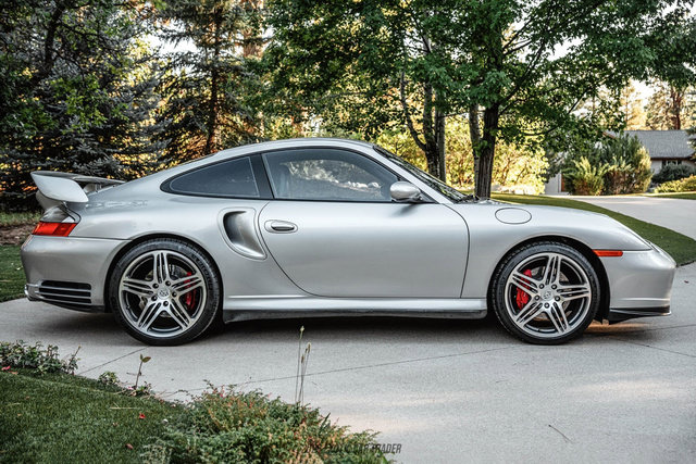 Used 2002 Porsche 911 Turbo AWD/4WD image 9