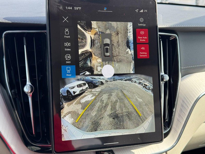New 2026 Volvo XC60 T8 Ultra w/ Protection Package Premier image 14