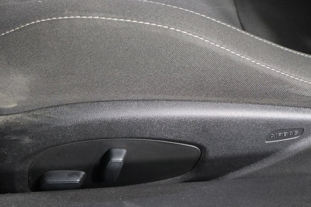 Used 2020 Chevrolet Camaro LS RWD image 16